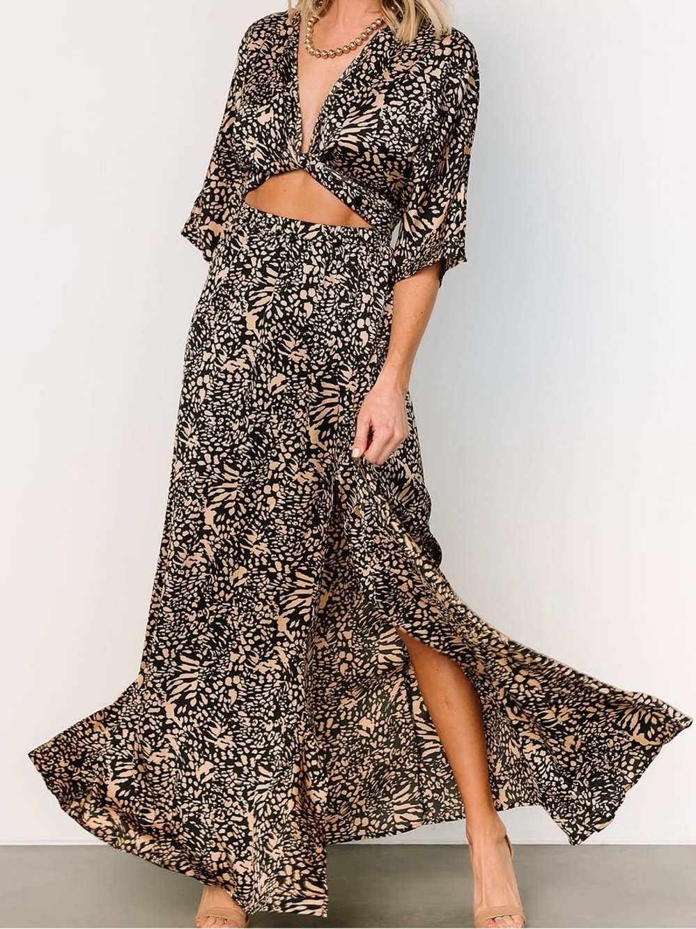Baltic Born Black and Beige Printed V-Neck Maxi Dress Size Medium